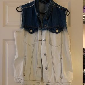 Ombré Sleeveless Jean Jacket